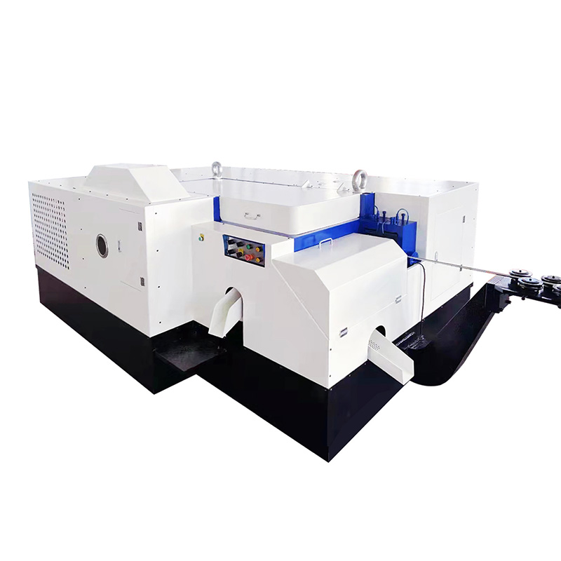 Automatický stroj na výrobu šesťhranných matíc